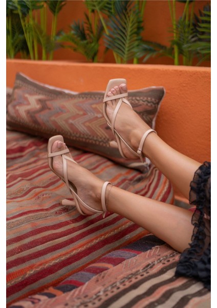 Boyence Bej Nude Kadin Topuklu Parmak Arasi Sandalet indirimleri