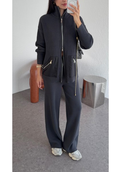 Paraşüt Garnili Premium Antrasit Triko Takım fırsatları