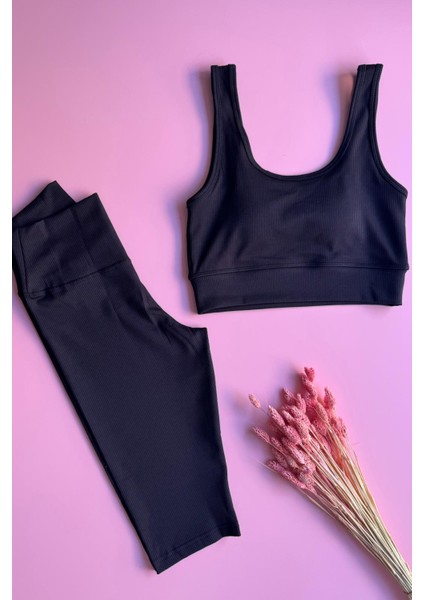 Sports Set | Sporcu Kadın, Siyah Renk Yüksek Bel Toparlayıcı Kısa Tayt ve Pedli Bustiyer Takımı