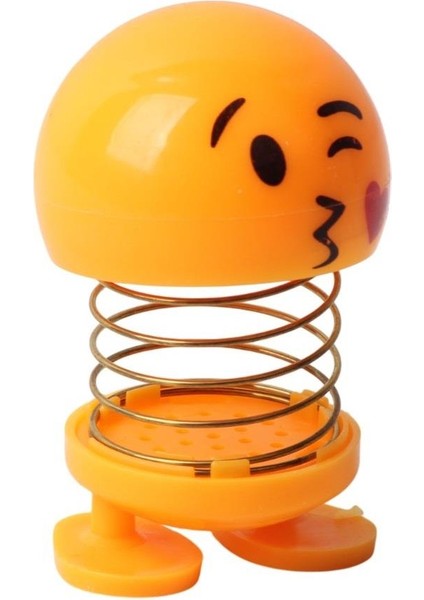 Öpücük Atan Emoji Smile Zıp Zıp Kafa 8 cm Araba Torpido Süsü Masaüstü Dekoratif Figür Pasta Süsü fiyatları