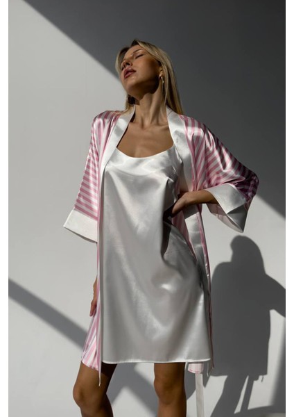 Gizotti Klasik Pudra Askılı Gecelik & Pembe Çizgili Sabahlık L