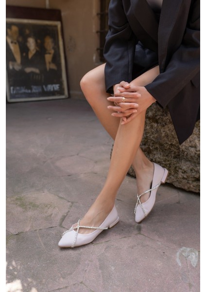 Sara Kadın Bej Tas Detay Babet