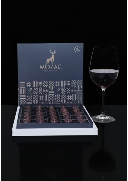 Kırmızı Şarap Dolgulu Bolu Çikolatası 364 gr Red Wine modelleri