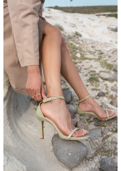 Twist Kadin Avakado Yeşil Tek Bant Topuklu Ayakkabi