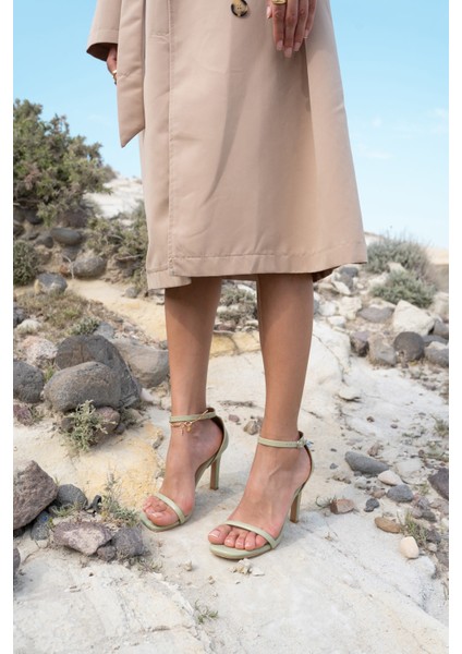 Twist Kadin Avakado Yeşil Tek Bant Topuklu Ayakkabi