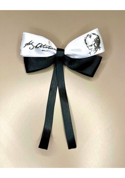 Mustafa Kemal Atatürk Imzalı TOKA–10KASIM Temalı Siyah Beyaz Saç Tokası-Okul Etkinlik-Gösteri modelleri