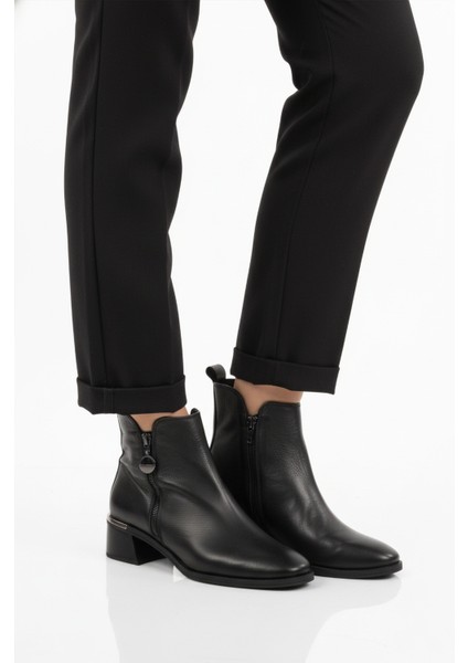 Siyah Hakiki Deri Polarlı Kaymaz Fermuarlı Kadın Topuklu Bot 9780-1 Z