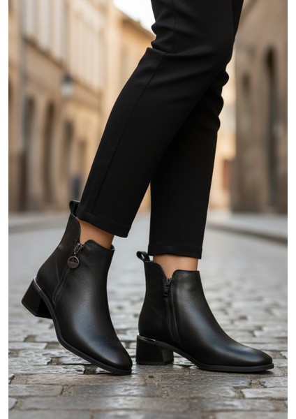 Siyah Hakiki Deri Polarlı Kaymaz Fermuarlı Kadın Topuklu Bot 9780-1 Z modelleri