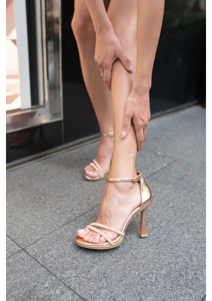 Kasia Kadin Rose Taş Detay Topuklu Abiye Ayakkabi