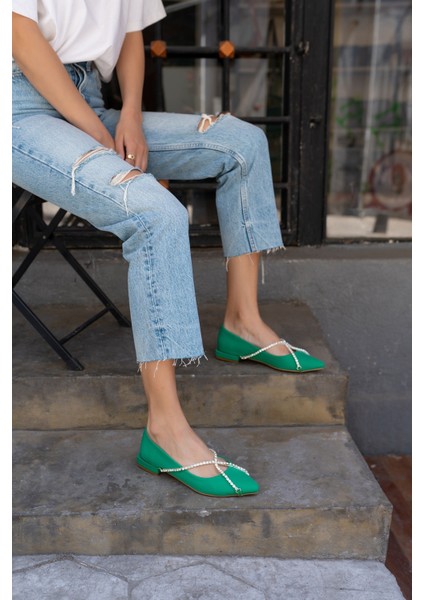 Sara Kadin Yeşil Tas Detay Babet