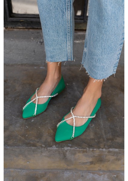 Sara Kadin Yeşil Tas Detay Babet