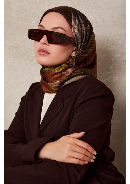 Zeytin Yeşili Çizgi Desen Twill Ipek Eşarp modelleri