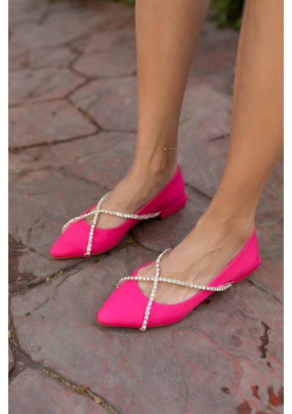 Sara Kadin Fusya Taş Detay Babet