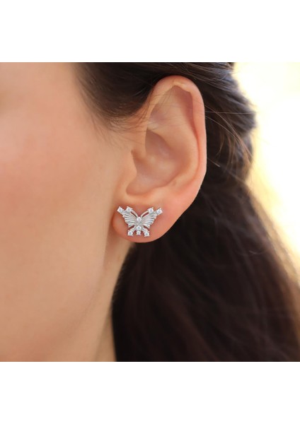 Kelebek Taşlı Gümüş Küpe