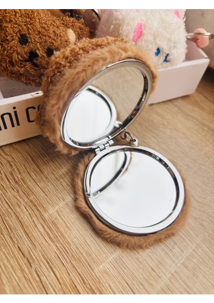 Mini Peluş Ayıcık Cep Aynası – Sevimli Anahtarlıklı | Yumuşak Peluş Tasarım fiyatları