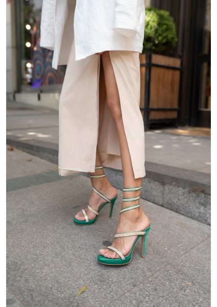 Amaros Kadın Siyah Saten Platform Taşli Abiye Ayakkabi modelleri