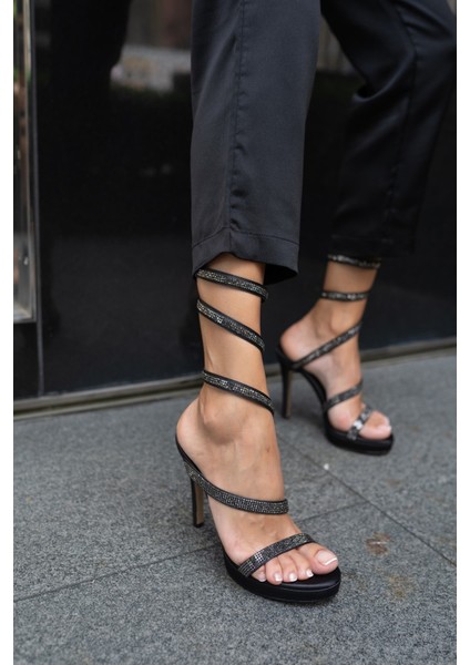 Amaros Kadın Siyah Saten Platform Taşli Abiye Ayakkabi