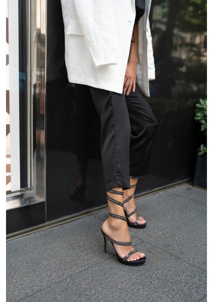 Amaros Kadın Siyah Saten Platform Taşli Abiye Ayakkabi fiyatları