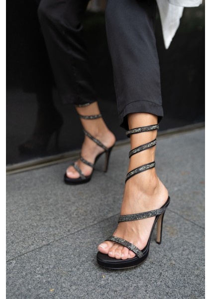 Amaros Kadın Siyah Saten Platform Taşli Abiye Ayakkabi