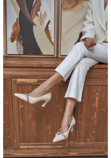 Roksan Kadın Bej Cılt Taş Detay Topuklu Ayakkabı