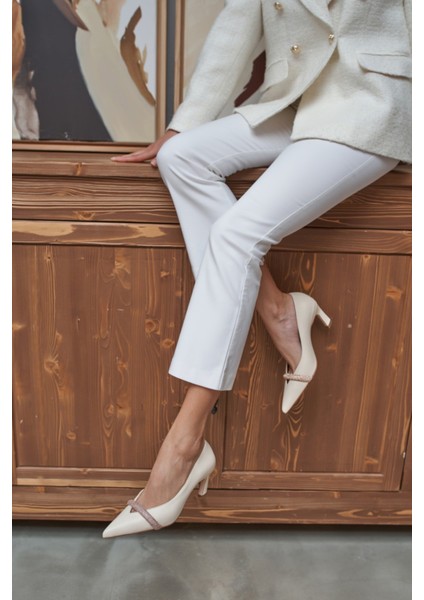 Roksan Kadın Bej Cılt Taş Detay Topuklu Ayakkabı indirimleri