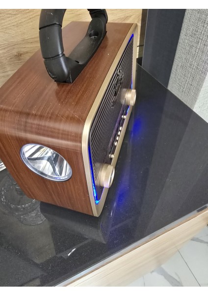 Kahverengi Eskitme Nostalji Tasarımlı Bluetooth Radyo ve El Fenerli Çok Fonksiyonlu fiyatları