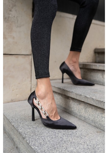 Viego Kadin Siyah Saten Topuklu Abiye Ayakkabi fırsatları