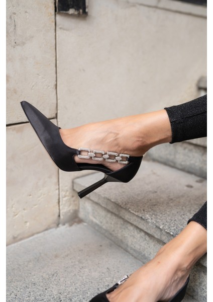 Viego Kadin Siyah Saten Topuklu Abiye Ayakkabi