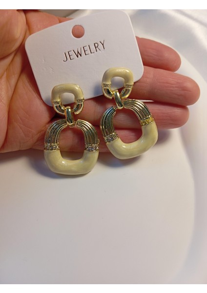 Krem Renk Porselen Küpe fiyatları