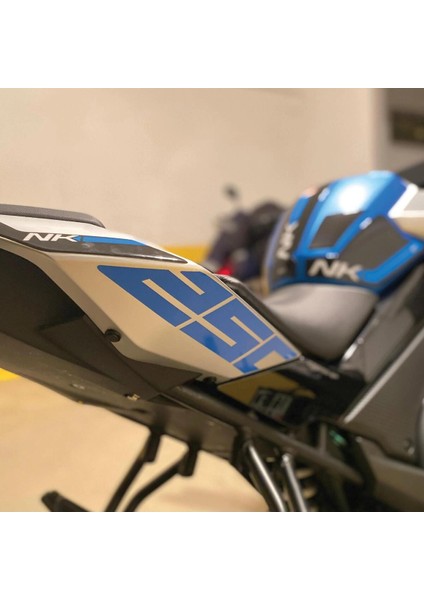 Cf Moto NK250 Arka Kuyruk Altı 250 Sticker Etiket Mavi