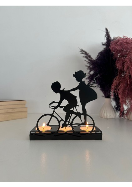 Bisikletli Kızlar Metal Şamdan Mumluk fiyatları