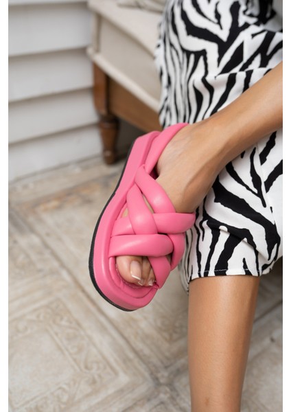 Marciya Kadın Yeşil Pofuduk Sandalet