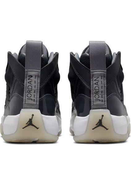 Wmns Jumpman Two Trey fırsatları