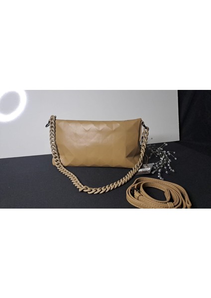 Lal'den Kadın Çanta Zincir Askılı Bayan Çanta fırsatları