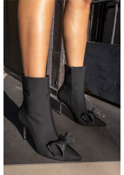 Swasy Kadın Siyah Saten Taş Detayli Bootie indirimleri
