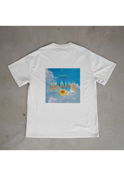 Kind Tasarım Baskılı Beyaz Oversize T-Shirt