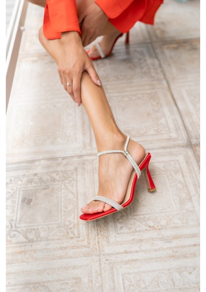 Yumy Kadin Kırmızı Özel Taş Dızayn Abiye Ayakkabi