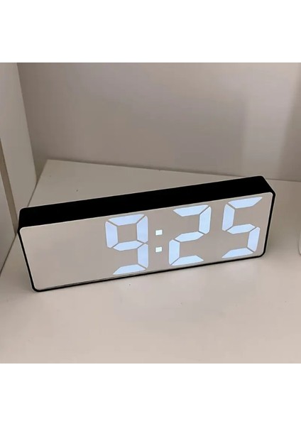 Dijital Sese Duyarlı Alarmlı Masa Saati indirimleri