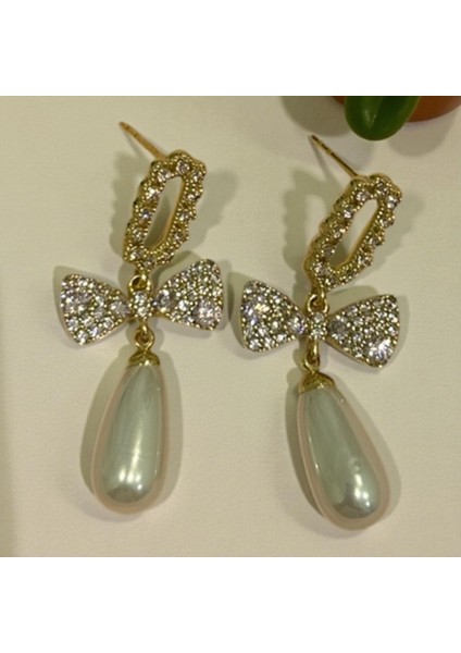 Inci ve Fiyonk Sallantılı Küpeler fiyatları