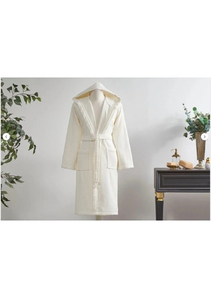 Ekoseli Kapüşonlu Çocuk Bornozu