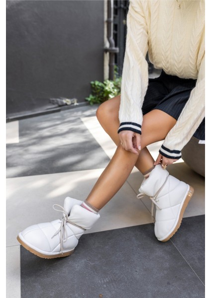 Serry Kadın Beyaz Gercek Deri Kapitone Detay Bot