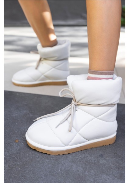 Serry Kadın Beyaz Gercek Deri Kapitone Detay Bot