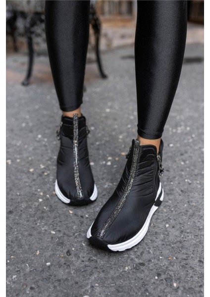 Barnes Kadın Yeşil Taş Detay Paraşüt Detay Kumaş Bot