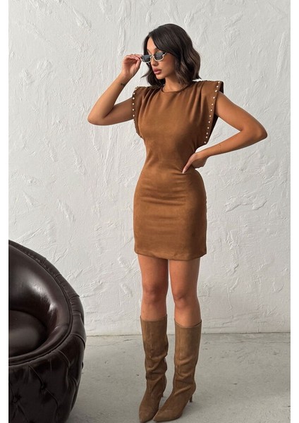 Taş Detay Sırt Dekolteli Elbise Yeni