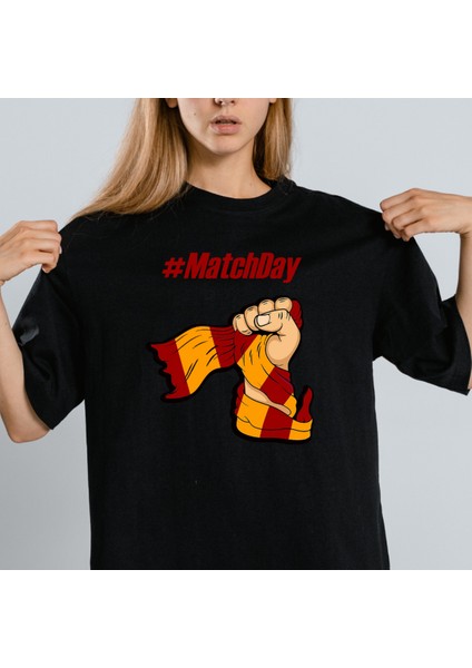 Siyah Unisex Oversize Taraftar Tişört, Rahat ve Şık Tasarım fiyatları