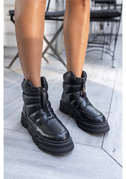 Zone Kadın Siyah Gercek Deri Bot