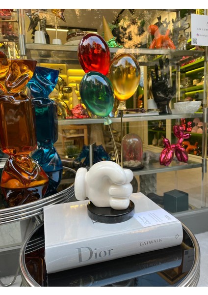 Çok Renkli Reçine Mickey Balon Demeti Dekoratif Obje fiyatları