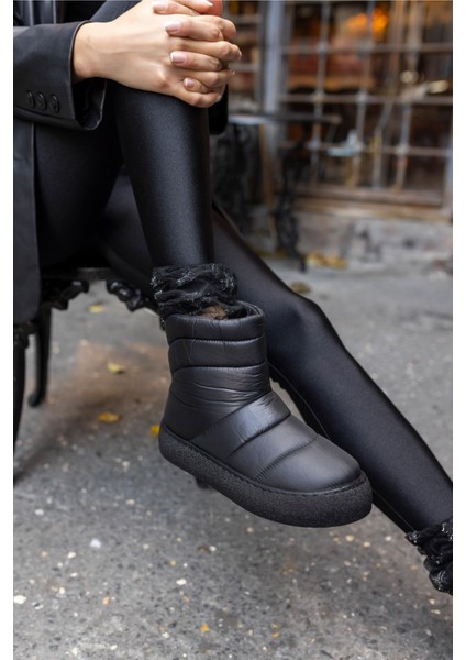 Lapis Kadin Siyah Parasut Kumaş Bot fırsatları