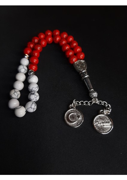 Mryart Kırmızı Beyaz Havlit Taşı Doğal Taş ve Ay Yıldız , Atatürk Imzalı Metal Uçlardan Oluşan Tesbih