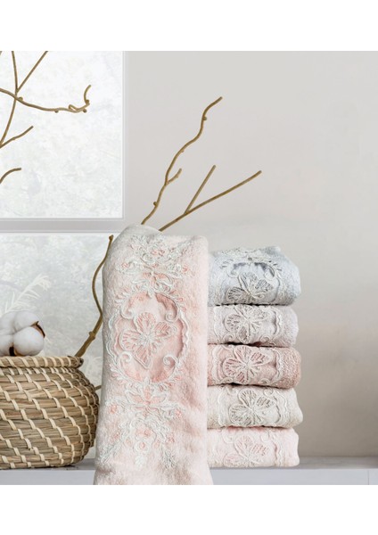 Bella Dantel Bambu Oyma Nakışlı 50X90 cm El Yüz Havlusu 6 Lı Pvc Kutulu indirimleri